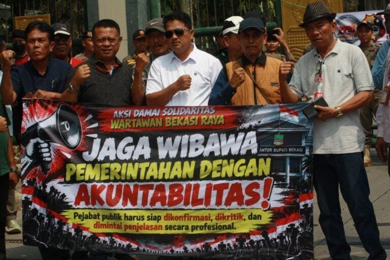 Dugaan Penghinaan Jurnalis, Ahmad Husein Desak Plt. Bupati Bekasi Evaluasi Kadis LH 4 IMG 20261015 WA0210